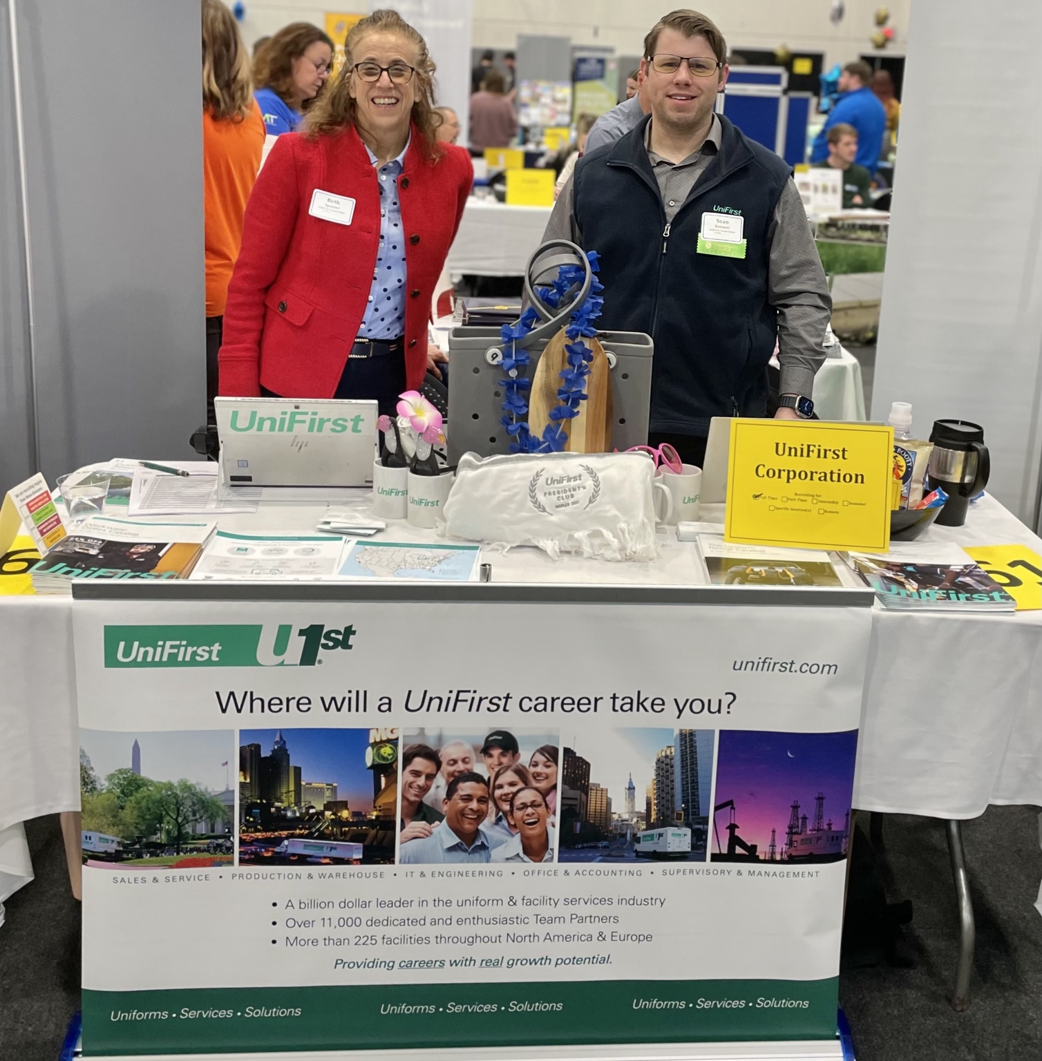 Sean Bennett promoting UniFirst at a career fair table